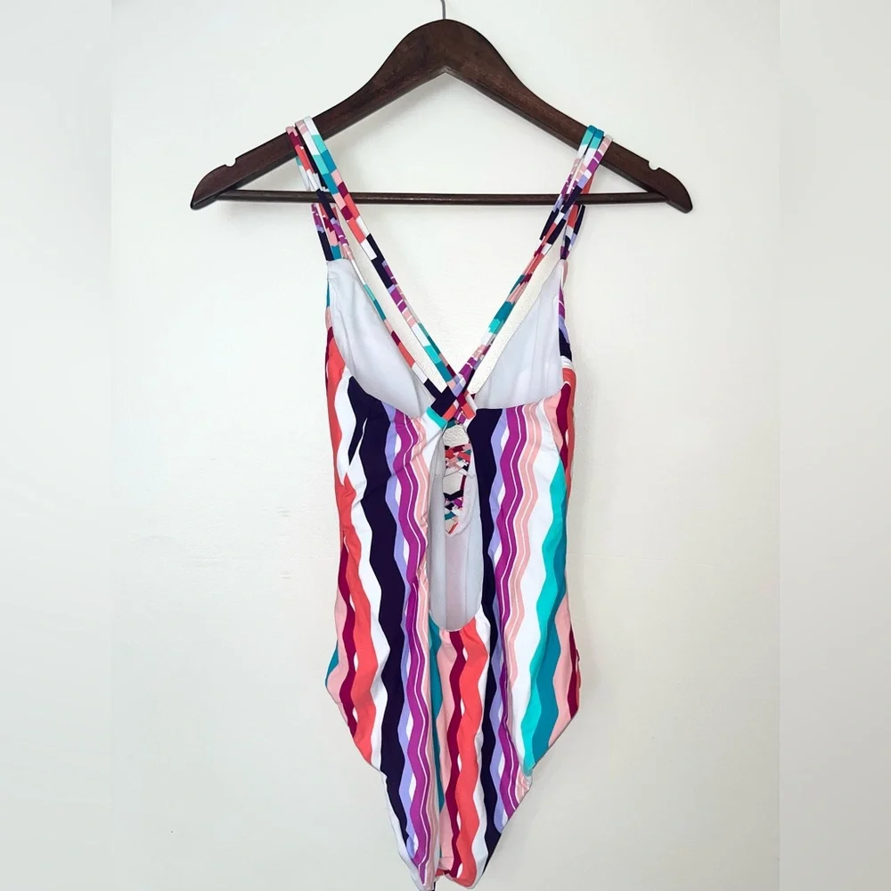 BAR III NWT Waves Low Back Cheeky One‎ Piece Swimsuit | Medium / Large